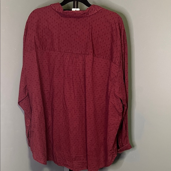 Wonderly Burgundy Button-Down Shirt - Picture 4 of 4